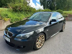 Svart Begagnad 2009 BMW 525 Sedan | 84 800 kr (Lite dyr)
