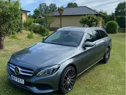 Grå Begagnad 2018 Mercedes C220 Avantgarde Kombi | 178 500 kr (Superpris)