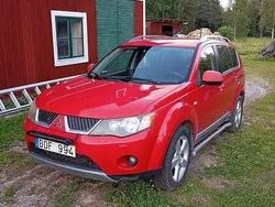 Röd Begagnad 2007 Mitsubishi Outlander SUV | 42 000 kr (Marknadspris)