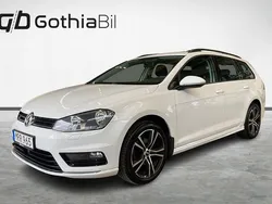Vit Begagnad 2015 VW Golf VII R-line Kombi | 124 900 kr (Marknadspris)