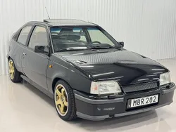 Svart Begagnad 1986 Opel Kadett Halvkombi | 79 900 kr