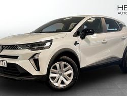 Vit (white) Ny 2025 Renault Captur Evolution SUV | 229 900 kr (Marknadspris)
