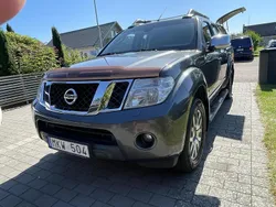 Grå Begagnad 2011 Nissan Navara Pickup | 97 500 kr (Marknadspris)
