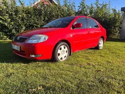 Röd Begagnad 2004 Toyota Corolla Sedan | 55 000 kr (Lite dyr)