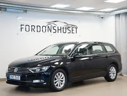 Svart Begagnad 2015 VW Passat Kombi | 129 900 kr (Marknadspris)