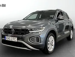 Grå Begagnad 2024 VW T-Roc Life SUV | 314 900 kr (Lite dyr)