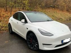 Begagnad 2023 Tesla Model Y Performance SUV | 386 000 kr (Superpris)