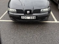 Svart Begagnad 2001 Seat Toledo Sport Sedan | 24 990 kr