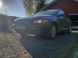Grå Begagnad 2006 Volvo V50 Kombi | 47 000 kr (Lite dyr)