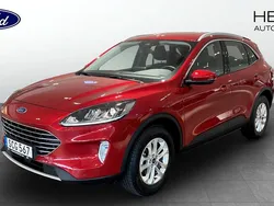 Röd (red) Begagnad 2022 Ford Kuga Titanium SUV | 269 900 kr (Marknadspris)