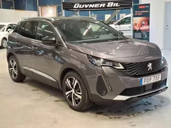 Grå Begagnad 2022 Peugeot 3008 GT SUV | 274 900 kr (Marknadspris)