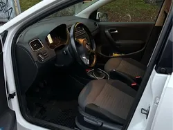 Vit Begagnad 2010 VW Polo Halvkombi | 58 500 kr (Marknadspris)