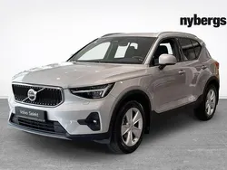Silver Begagnad 2024 Volvo XC40 Core SUV | 339 000 kr (Marknadspris)