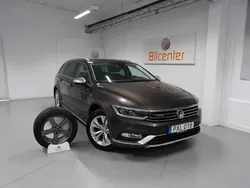 Mörkbrun Begagnad 2018 VW Passat Alltrack Kombi | 179 900 kr (Marknadspris)