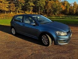 Blå Begagnad 2015 VW Golf VII Halvkombi | 89 000 kr (Bra pris)