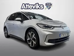 Silver Begagnad 2023 VW ID.3 Pro Performance Halvkombi | 349 900 kr (Marknadspris)