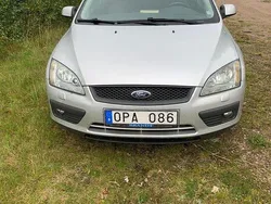 Gul Begagnad 2007 Ford Focus Kombi | 25 000 kr (Bra pris)