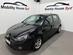 Svart Begagnad 2010 VW Golf Halvkombi | 39 900 kr (Marknadspris)