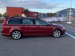 Röd Begagnad 2011 Volvo V70 Momentum Kombi | 57 000 kr (Bra pris)