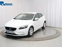Vit Begagnad 2015 Volvo V40 Kinetic Kombi | 129 800 kr (Marknadspris)