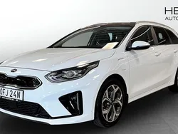 Vit (white) Begagnad 2021 Kia Ceed Sportswagon 2 Kombi | 193 900 kr (Superpris)