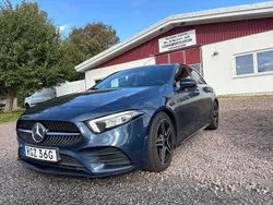 Blå Begagnad 2019 Mercedes A180 AMG Halvkombi | 239 000 kr (Marknadspris)