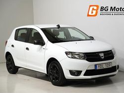 Vit Begagnad 2016 Dacia Sandero Halvkombi | 71 900 kr (Marknadspris)