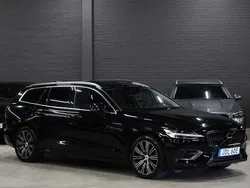 Svart Begagnad 2019 Volvo V60 Inscription Kombi | 319 900 kr (Marknadspris)
