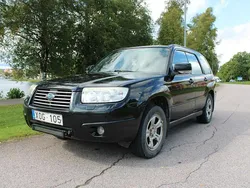 Svart Begagnad 2006 Subaru Forester SUV | 20 000 kr (Lite dyr)