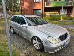 Silver Begagnad 2004 Mercedes E500 Avantgarde Kombi | 21 000 kr