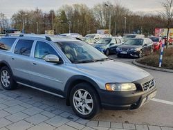 Silver Begagnad 2007 Volvo XC70 Momentum Kombi | 63 900 kr (Marknadspris)