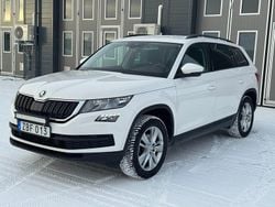 Vit Begagnad 2018 Skoda Kodiaq SUV | 229 900 kr (Marknadspris)