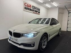 Vit Begagnad 2015 BMW 318 Gran Turismo Advantage Halvkombi | 119 900 kr (Marknadspris)