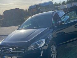 Svart Begagnad 2016 Volvo XC60 Momentum SUV | 235 000 kr (Lite dyr)