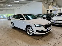 Vit Begagnad 2020 Skoda Scala Style Halvkombi | 148 000 kr (Bra pris)