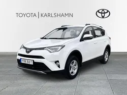 Vit Begagnad 2016 Toyota RAV4 Active SUV | 214 900 kr (Marknadspris)