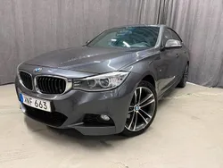 Mörkgrå (grå) Begagnad 2016 BMW 330 Gran Turismo M Sport Halvkombi | 179 900 kr (Superpris)