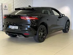 Svart (santorini black metallic) Begagnad 2023 Jaguar I-Pace R-Dynamic SUV | 599 000 kr (Marknadspris)