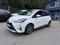 Vit Begagnad 2019 Toyota Yaris Multidrive S Halvkombi | 147 900 kr (Marknadspris)