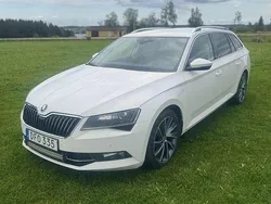 Vit Begagnad 2018 Skoda Superb LAURIN & KLEMENT Kombi | 139 000 kr (Bra pris)