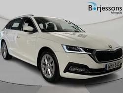 Vit Begagnad 2024 Skoda Octavia Style Kombi | 359 900 kr (Lite dyr)