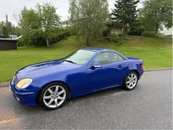 Blå Begagnad 2001 Mercedes SLK320 Cab | 52 000 kr (Marknadspris)