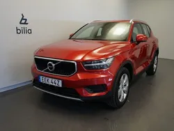 Röd Begagnad 2022 Volvo XC40 Momentum SUV | 339 500 kr (Marknadspris)