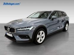 Begagnad 2024 Volvo V60 CC Kombi | 459 500 kr (Dyr)
