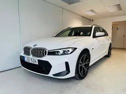 Vit Begagnad 2022 BMW 330e M Sport Kombi | 394 900 kr (Dyr)