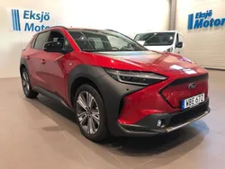 Röd Begagnad 2023 Subaru Solterra SUV | 499 900 kr (Marknadspris)