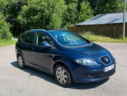 Mörkblå Begagnad 2007 Seat Altea XL Minibuss | 22 000 kr (Bra pris)
