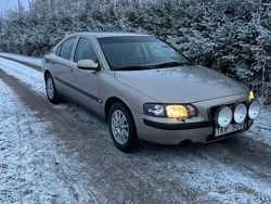 Begagnad 2002 Volvo S60 Sedan | 22 000 kr (Superpris)