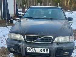 Begagnad 2000 Volvo V70 Kombi | 20 000 kr
