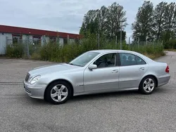 Silver Begagnad 2004 Mercedes E240 Avantgarde Sedan | 59 000 kr (Dyr)